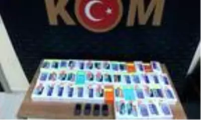 Gebze'de 51 kaçak telefon ele geçirildi Gebze'de 51 kaçak telefon ele geçirildi