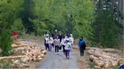 Gençler Cumhuriyetin 97. yılında zirvede buluştu Gençler Cumhuriyetin 97. yılında zirvede buluştu