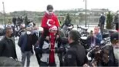 Gölbaşı'nda motosiklet kortejli 29 Ekim Cumhuriyet Bayramı kutlaması Gölbaşı'nda motosiklet kortejli 29 Ekim Cumhuriyet Bayramı kutlaması
