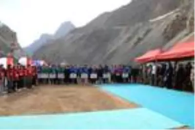 Hakkari'de düzenlenen Türkiye Rafting Şampiyonası sona erdi Hakkari'de düzenlenen Türkiye Rafting Şampiyonası sona erdi
