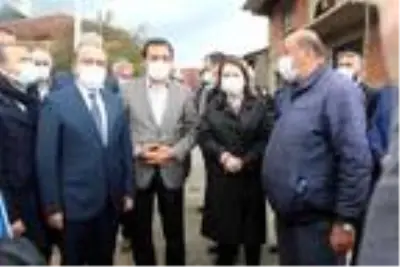 Son dakika haberleri! Tarım ve Orman Bakan Yardımcısı, Bolu'daki afetzedeleri ziyaret etti Son dakika haberleri! Tarım ve Orman Bakan Yardımcısı, Bolu'daki afetzedeleri ziyaret etti