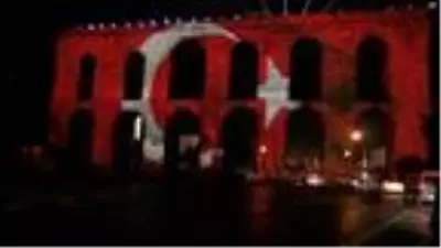 Hologram gösterisiyle Cumhuriyet Bayramı coşkusu Hologram gösterisiyle Cumhuriyet Bayramı coşkusu