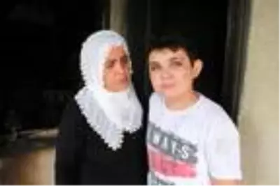 İskenderun'da yangında evi yanmıştı: Burası Türkiye, arkamızda devletimiz var İskenderun'da yangında evi yanmıştı: Burası Türkiye, arkamızda devletimiz var