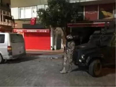 Son dakika... İstanbul'da terör örgütü DHKP-C operasyonu Son dakika... İstanbul'da terör örgütü DHKP-C operasyonu