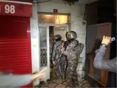 Son dakika... İstanbul'da terör örgütü DHKP-C operasyonu Son dakika... İstanbul'da terör örgütü DHKP-C operasyonu