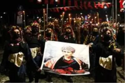 İzmir'de Cumhuriyet'in 97. yılında meşaleli yürüyüş İzmir'de Cumhuriyet'in 97. yılında meşaleli yürüyüş