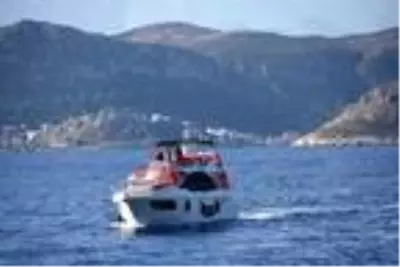 Kaş'ta 60 tekneyle, Meis Adası önünde Cumhuriyet coşkusu Kaş'ta 60 tekneyle, Meis Adası önünde Cumhuriyet coşkusu