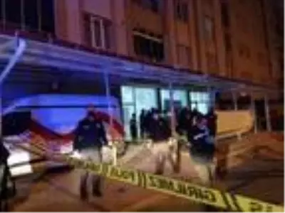 Komşusunu öldüren polis memuru tutuklandı Komşusunu öldüren polis memuru tutuklandı