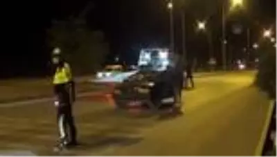 Konya'da otomobil ile tır çarpıştı: 2 yaralı Konya'da otomobil ile tır çarpıştı: 2 yaralı