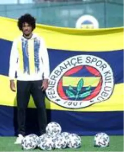 Luiz Gustavo: 'Sezona iyi başladık ama yolumuz uzun' Luiz Gustavo: 'Sezona iyi başladık ama yolumuz uzun'
