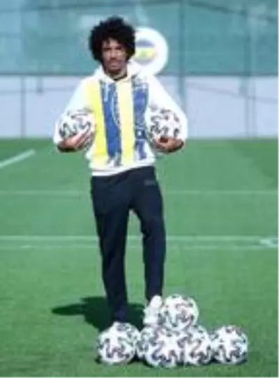 Luiz Gustavo: 'Sezona iyi başladık ama yolumuz uzun' Luiz Gustavo: 'Sezona iyi başladık ama yolumuz uzun'