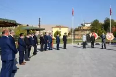 Malatya'da korona gölgesinde Cumhuriyeti kutlamaları Malatya'da korona gölgesinde Cumhuriyeti kutlamaları