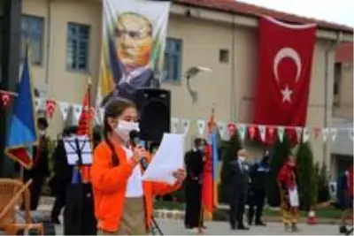 Manisa'nın ilçelerinde Cumhuriyet Bayramı kutlamaları Manisa'nın ilçelerinde Cumhuriyet Bayramı kutlamaları