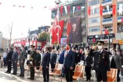 Manisa'nın ilçelerinde Cumhuriyet Bayramı kutlamaları Manisa'nın ilçelerinde Cumhuriyet Bayramı kutlamaları