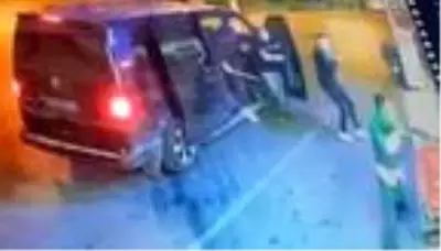 Marketi basıp 4 kişiyi yaraladılar Marketi basıp 4 kişiyi yaraladılar