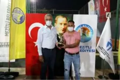 Mezitli Cumhuriyet Kupasının geliriyle kız çocukları okutulacak Mezitli Cumhuriyet Kupasının geliriyle kız çocukları okutulacak