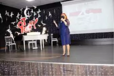Minik öğrencilerin Cumhuriyet coşkusu Minik öğrencilerin Cumhuriyet coşkusu