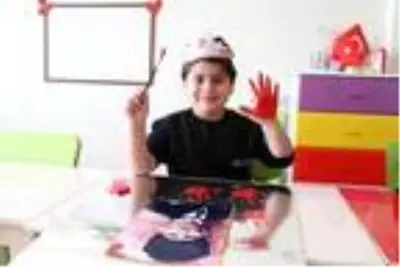 Son dakika: Miniklerin Cumhuriyet Bayramı için yaptıkları görseller beğeni topladı Son dakika: Miniklerin Cumhuriyet Bayramı için yaptıkları görseller beğeni topladı