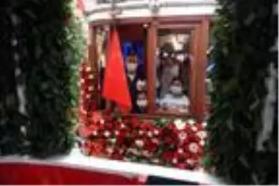 Nostaljik tramvayda 29 Ekim coşkusu Nostaljik tramvayda 29 Ekim coşkusu