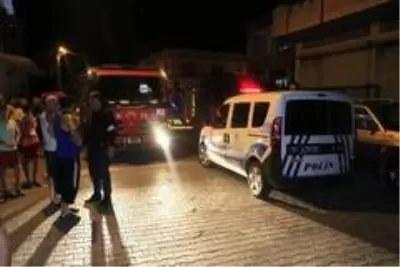 Önceden annesiyle yaşadığı evi benzin dökerek yaktı