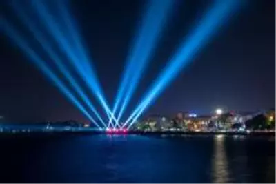 29 Ekim Cumhuriyet Bayramı kutlamaları - Havai fişek ve lazer gösterisi 29 Ekim Cumhuriyet Bayramı kutlamaları - Havai fişek ve lazer gösterisi