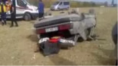 Otomobil tarlaya devrildi: 7 yaralı Otomobil tarlaya devrildi: 7 yaralı