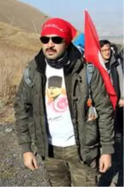 Palandöken'in zirvesine 'cumhuriyet tırmanışı' Palandöken'in zirvesine 'cumhuriyet tırmanışı'