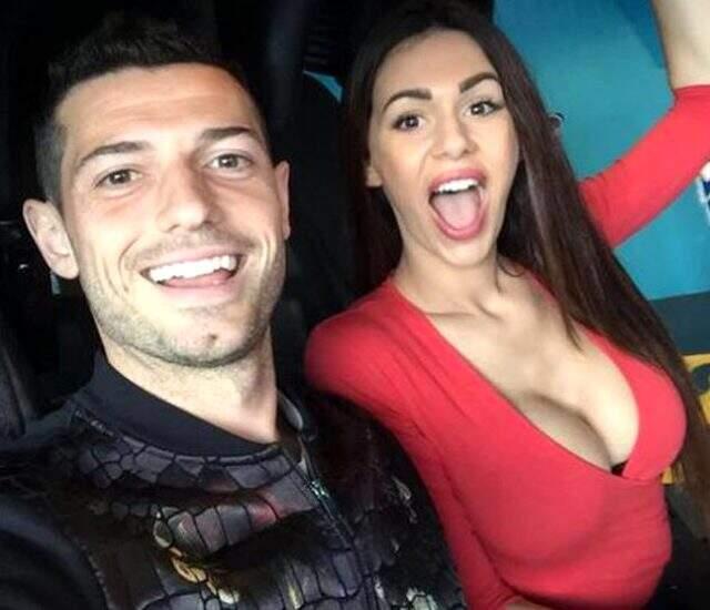 'Ronaldo'yu asla geri çevirmem' sözüyle gündem olan G.Saray'ın eski yengesi isyan etti: Elinizi vicdanınıza koyun 'Ronaldo'yu asla geri çevirmem' sözüyle gündem olan G.Saray'ın eski yengesi isyan etti: Elinizi vicdanınıza koyun