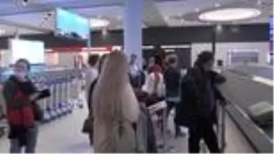 Rus Azur Havayolları'nın Novosibirsk-İstanbul charter seferleri başladı Rus Azur Havayolları'nın Novosibirsk-İstanbul charter seferleri başladı