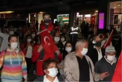 Samsun'da fener alayı yürüyüşü Samsun'da fener alayı yürüyüşü