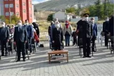 Seyitgazi'de 29 Ekim Cumhuriyet Bayramı coşkuyla kutlandı Seyitgazi'de 29 Ekim Cumhuriyet Bayramı coşkuyla kutlandı