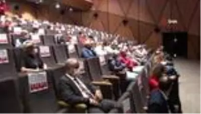 Sunay Akın, Beylikdüzü'nde vatandaşlarla bir araya geldi Sunay Akın, Beylikdüzü'nde vatandaşlarla bir araya geldi