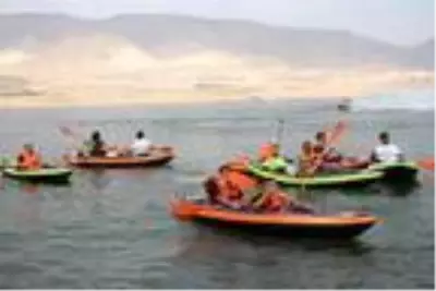 Tarihi Hasankeyf'te jet skili cumhuriyet kutlaması Tarihi Hasankeyf'te jet skili cumhuriyet kutlaması