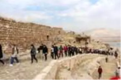 Tarihi Hasankeyf'te jet skili cumhuriyet kutlaması Tarihi Hasankeyf'te jet skili cumhuriyet kutlaması