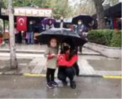 Trakya'da 29 Ekim coşkusu, yağmur altında kutlandı