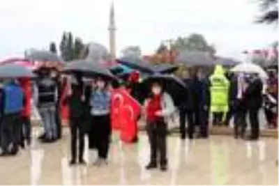 Trakya'da 29 Ekim coşkusu, yağmur altında kutlandı