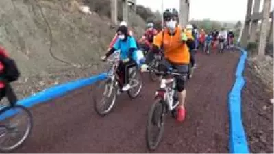 Türkiye'nin en uzun bisiklet yolunda pedallar 29 Ekim için çevrildi Türkiye'nin en uzun bisiklet yolunda pedallar 29 Ekim için çevrildi