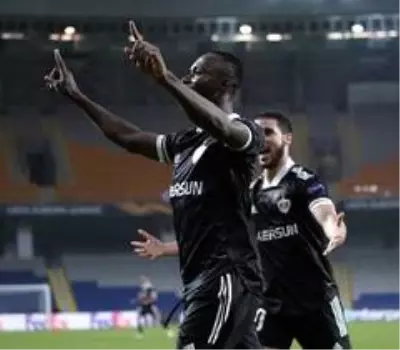 UEFA Avrupa Ligi: Karabağ : 1 - Villarreal: 3 UEFA Avrupa Ligi: Karabağ : 1 - Villarreal: 3