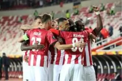 UEFA Avrupa Ligi: Sivasspor: 1 - Maccabi Tel Aviv: 2 UEFA Avrupa Ligi: Sivasspor: 1 - Maccabi Tel Aviv: 2