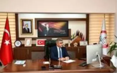Vali Gürel, cumhuriyet çocukları ile VKS üzerinden bir araya geldi Vali Gürel, cumhuriyet çocukları ile VKS üzerinden bir araya geldi