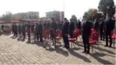 Vali Pehlivan, 29 Ekim Cumhuriyet Bayramı kutlamalarında konvoya katıldı Vali Pehlivan, 29 Ekim Cumhuriyet Bayramı kutlamalarında konvoya katıldı