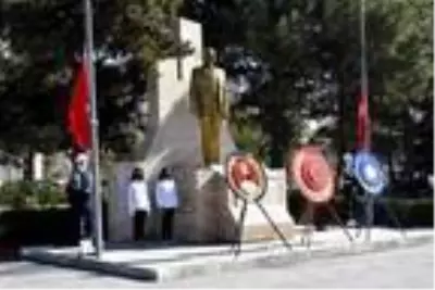 29 Ekim Cumhuriyet Bayramı kutlanıyor 29 Ekim Cumhuriyet Bayramı kutlanıyor