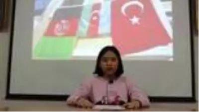 Yabancı uyruklu çocuklar kliple Cumhuriyet Bayramı'nı kutladı Yabancı uyruklu çocuklar kliple Cumhuriyet Bayramı'nı kutladı