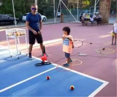 Yunusemre'de 10 branşta spora devam ediliyor Yunusemre'de 10 branşta spora devam ediliyor