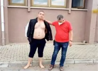 Son dakika haberi | Zihinsel engelli genç, kapalı spor salonunu savaş alanına çevirdi Son dakika haberi | Zihinsel engelli genç, kapalı spor salonunu savaş alanına çevirdi