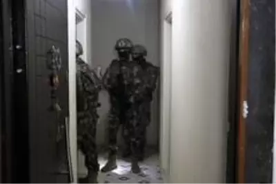 Son Dakika | Adana'da PKK/KCK operasyonu: 5 gözaltı Son Dakika | Adana'da PKK/KCK operasyonu: 5 gözaltı