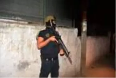 Adana'da PKK operasyonu: 5 gözaltı Adana'da PKK operasyonu: 5 gözaltı
