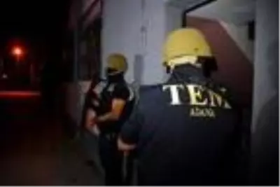 Adana'da PKK operasyonu: 5 gözaltı Adana'da PKK operasyonu: 5 gözaltı