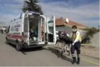 Akrabalar arasında silahlı, baltalı ve bıçaklı kavga: 1 ölü, 3 yaralı Akrabalar arasında silahlı, baltalı ve bıçaklı kavga: 1 ölü, 3 yaralı