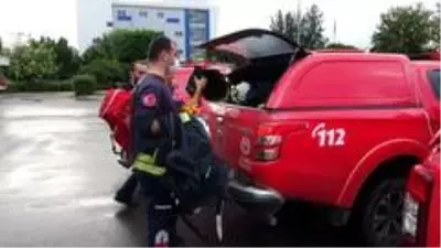 Antalya'dan İzmir'e arama kurtarma ekibi Antalya'dan İzmir'e arama kurtarma ekibi